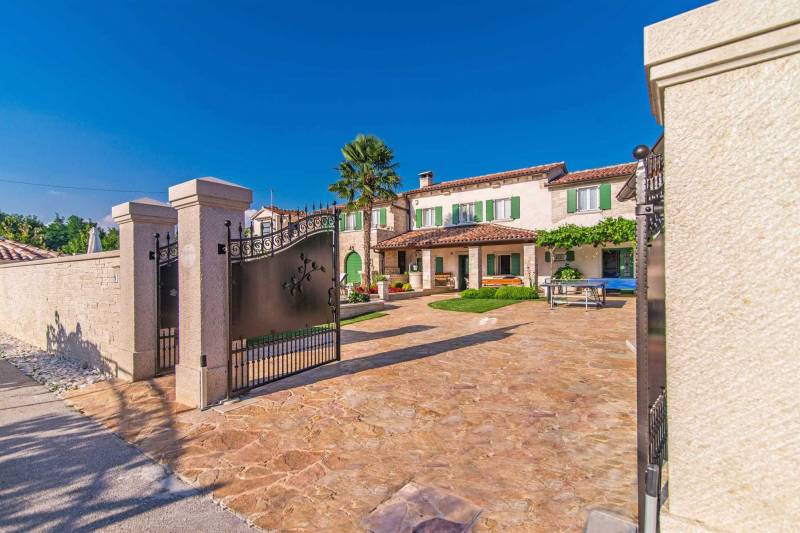 Villa Palmina with Pool Pazin