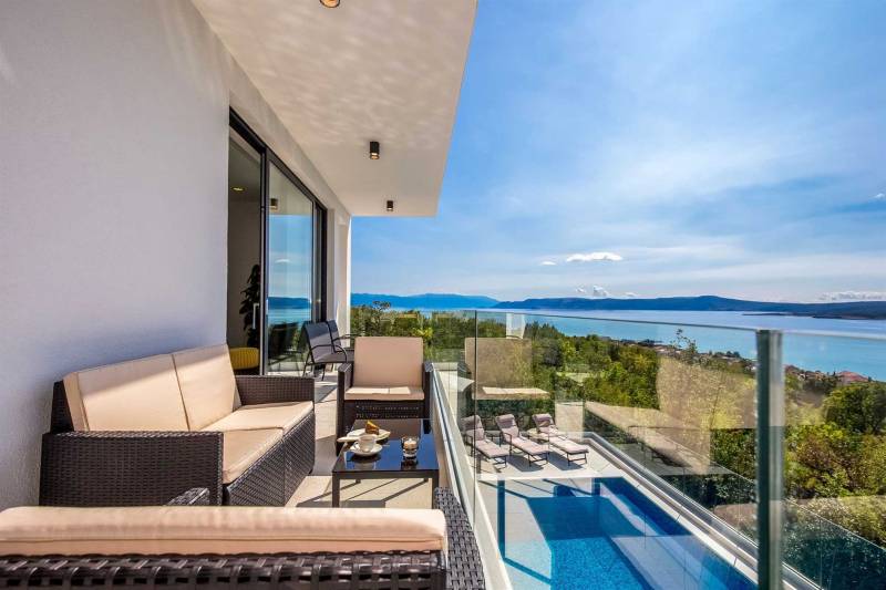 Villa Royal View with Pool Crikvenica