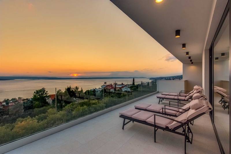 Villa Royal View with Pool Crikvenica
