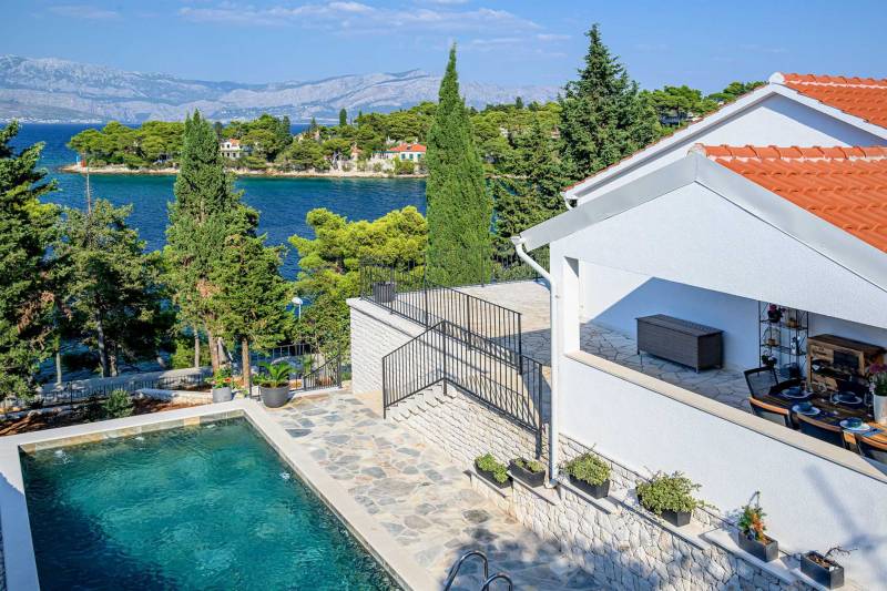 Villa Creativa mit beheiztem Pool Brač