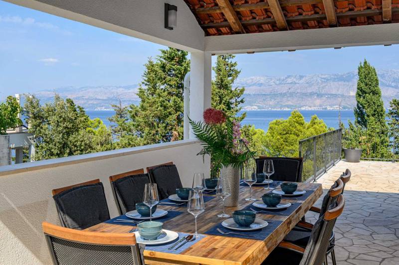 Villa Creativa mit beheiztem Pool Brač