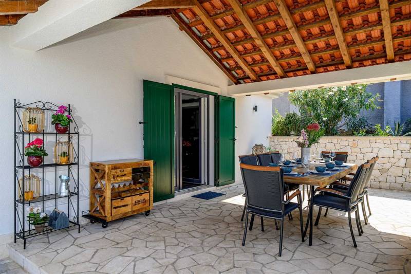 Villa Creativa mit beheiztem Pool Brač