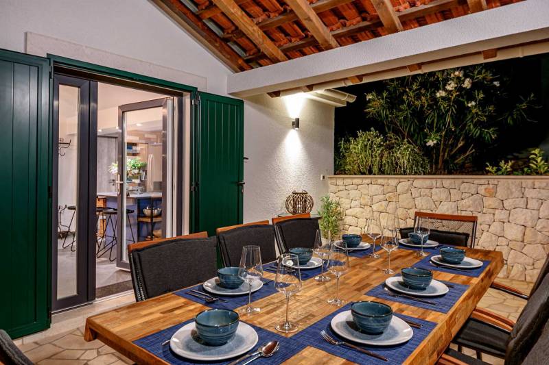 Villa Creativa mit beheiztem Pool Brač