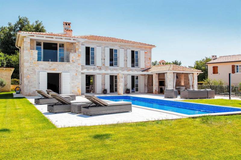 Villa Josephine with Pool Poreč