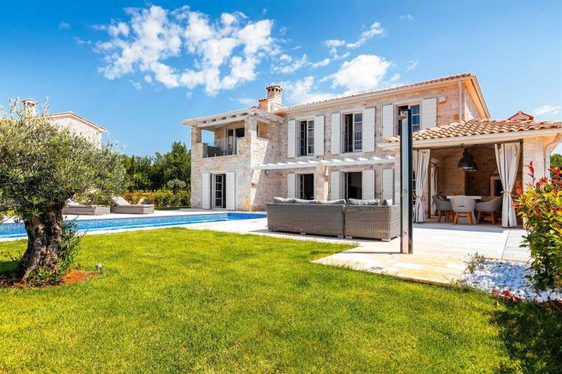 Villa Josephine with Pool Poreč