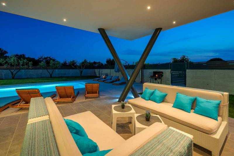 Villa Bambina mit beheiztem Pool Pula