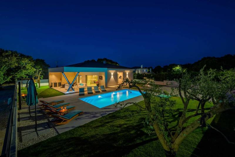 Villa Bambina mit beheiztem Pool Pula