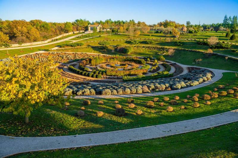 Villa Labyrinth med Basseng Pula