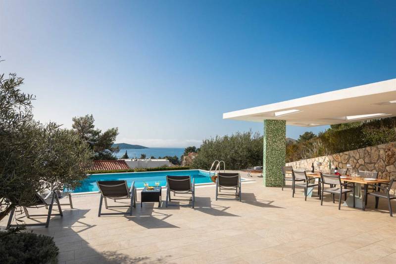 Villa Tela mit Pool Šibenik