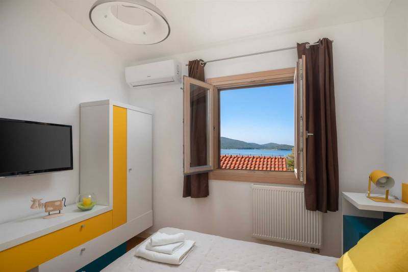 Villa Tela mit Pool Šibenik