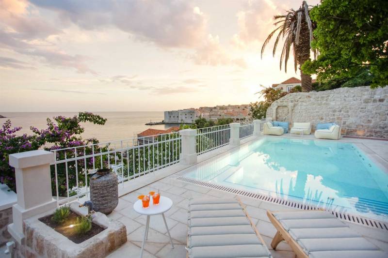 Villa Empress with Pool