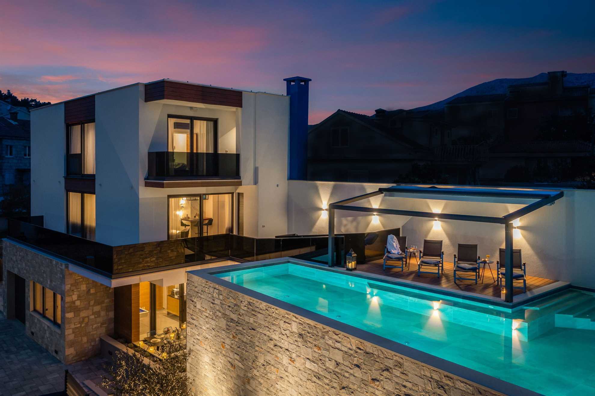 Luxury Villa Emotha with Pool