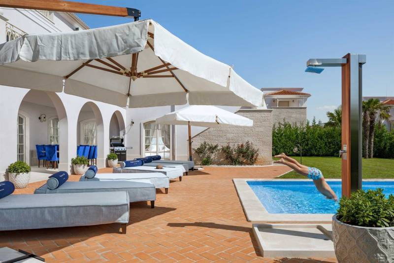 Willa Palazzo di Hermitage z Basenem Novigrad Istria