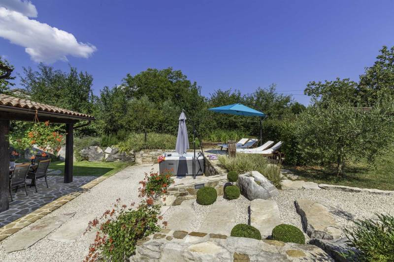 Holiday Home Rosette with Jacuzzi Poreč