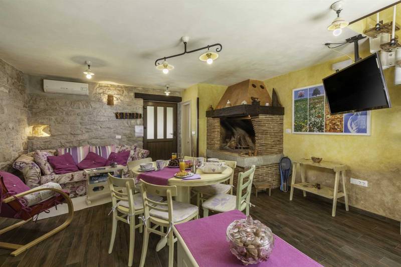 Holiday Home Rosette with Jacuzzi Poreč