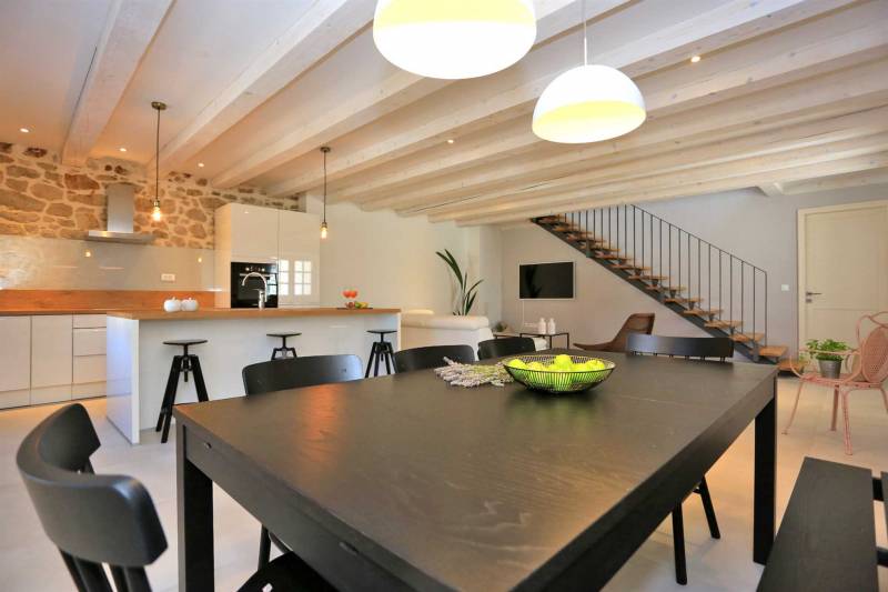 Holiday Home Solis with Pool Ugljan