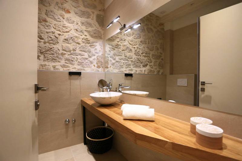 Holiday Home Solis with Pool Ugljan