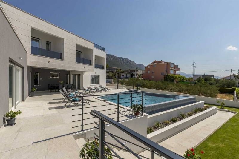 Villa Storia with Pool Split