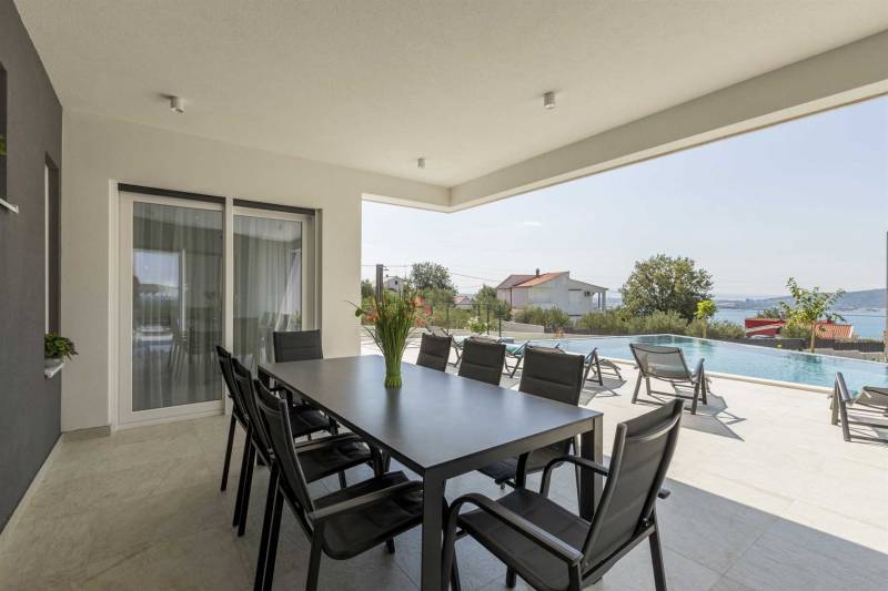 Villa Storia with Pool Split