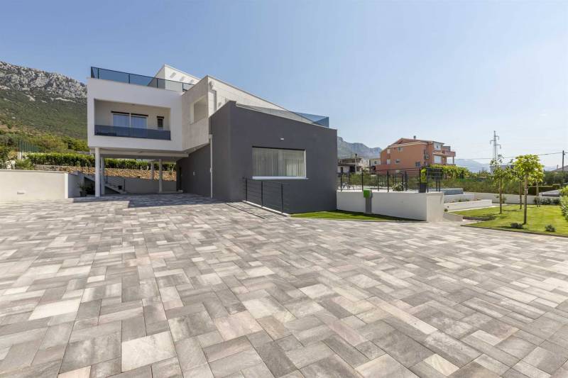 Villa Storia with Pool Split