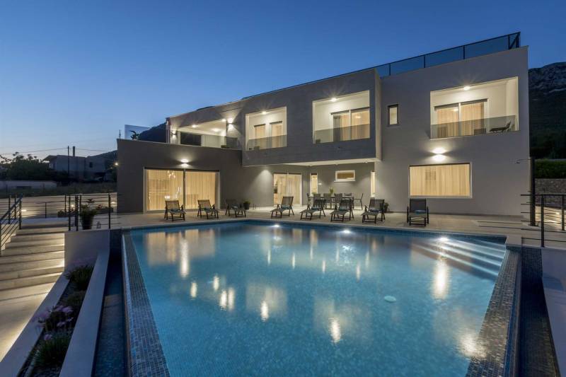 Villa Storia with Pool Split