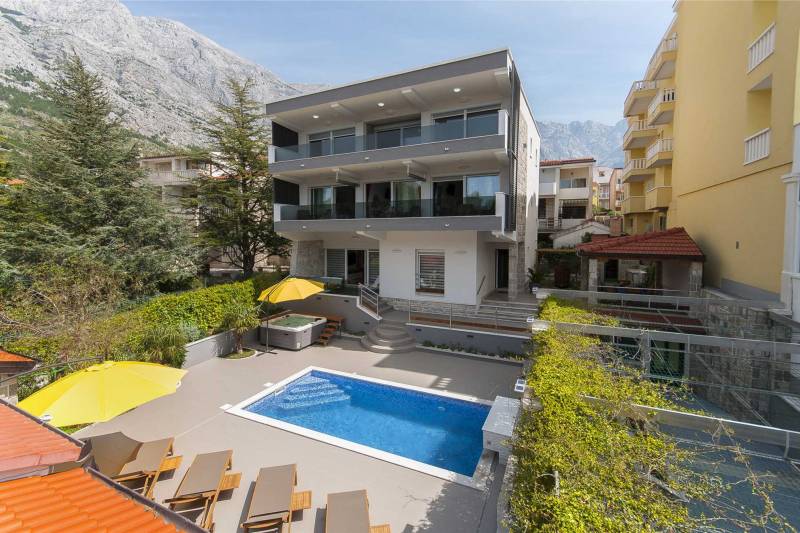 Villa Sea Fairy with Pool Makarska