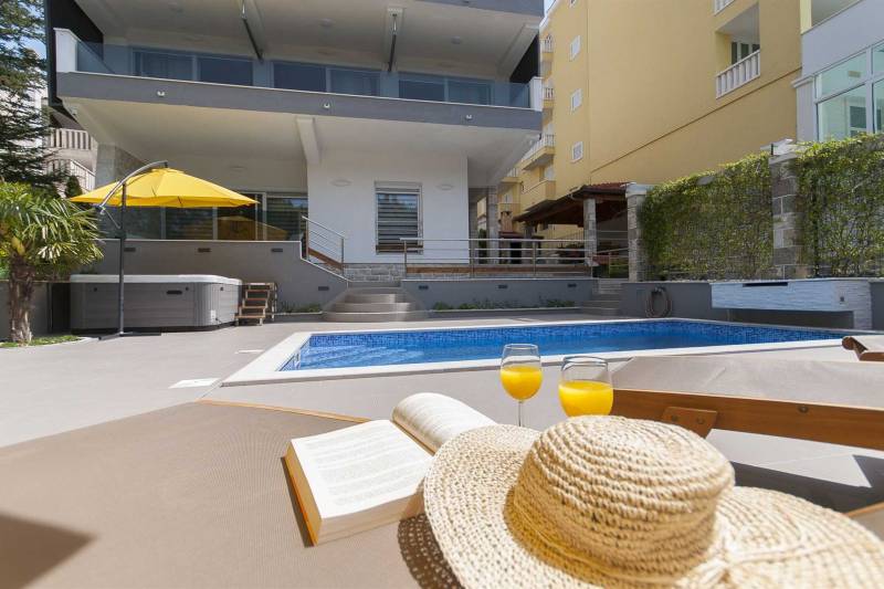 Villa Sea Fairy with Pool Makarska