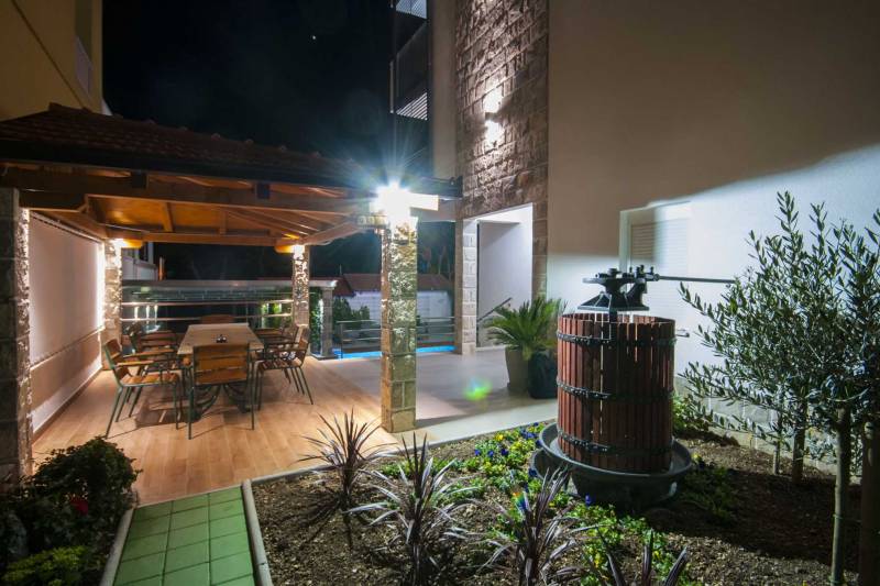 Villa Sea Fairy with Pool Makarska