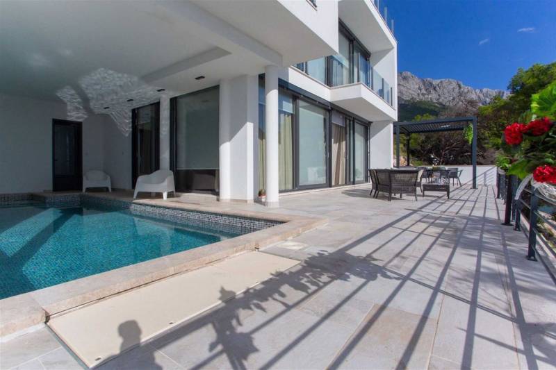 Beachfront Villa Costabella with Pool Makarska