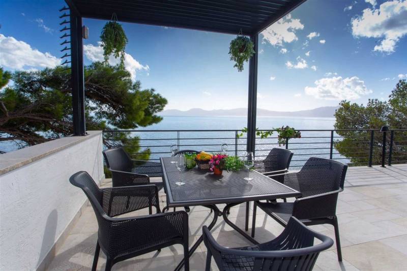 Beachfront Villa Costabella with Pool Makarska