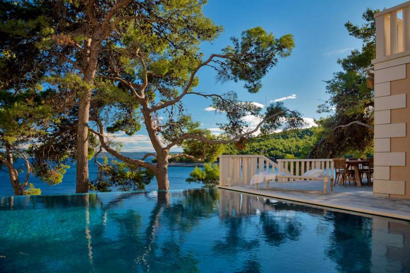 Luxury Villa Dreamcatcher with Infinity Pool