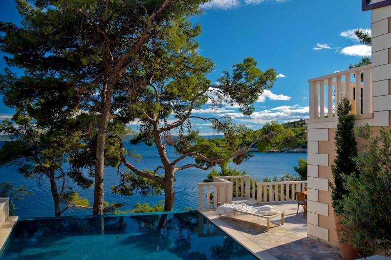 Luksuzna Vila Dreamcatcher s Infinity Bazenom Brač
