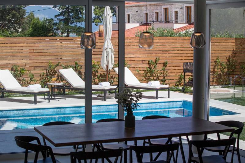 Villa La Idea with Heated Pool Trogir