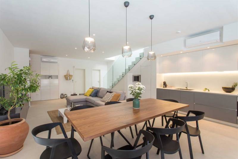 Villa La Idea with Heated Pool Trogir