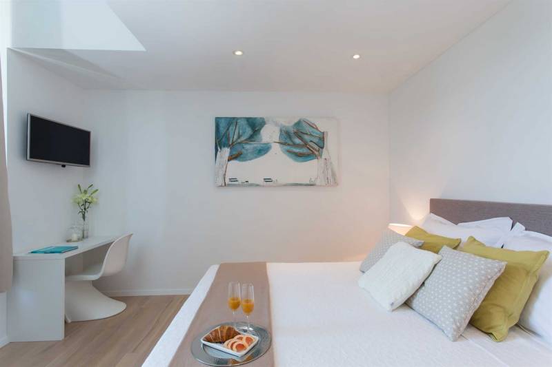 Villa La Idea with Heated Pool Trogir