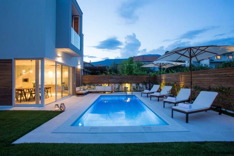 Villa La Idea with Heated Pool Trogir