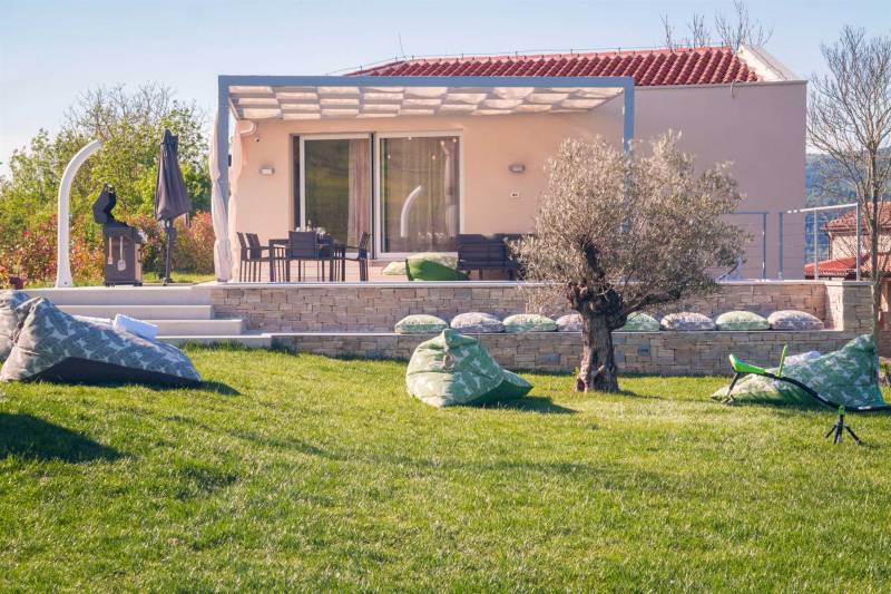 Vila Montagna Istriana s Bazenom Motovun