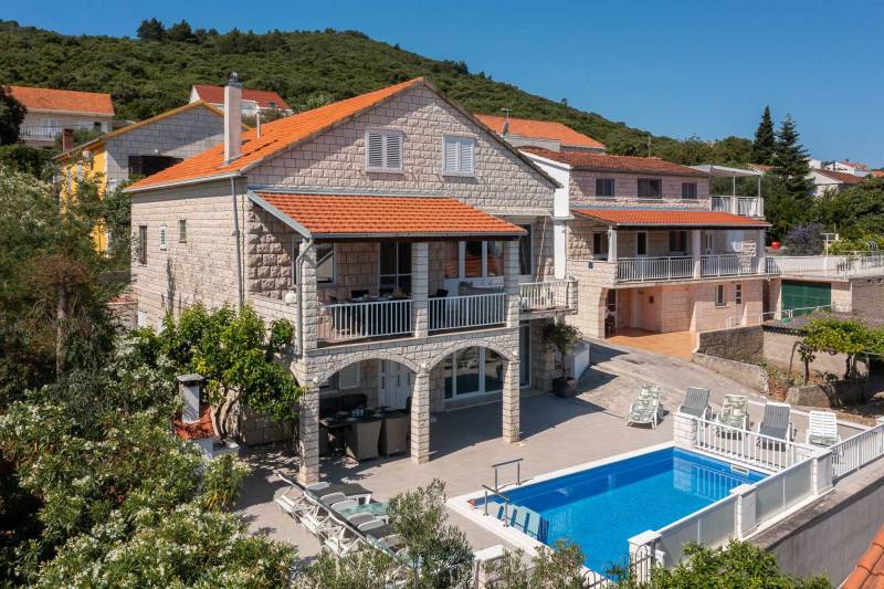 Villa Sea Ray with Pool Korčula