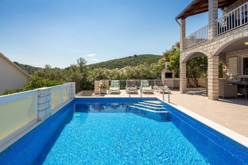 Villa Sea Ray with Pool Korčula