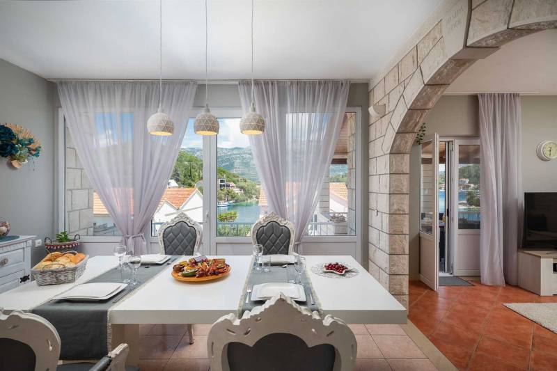 Villa Sea Ray with Pool Korčula