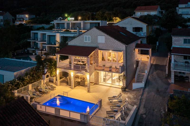 Villa Sea Ray with Pool Korčula