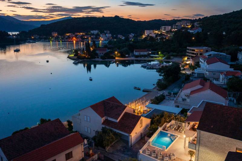 Villa Sea Ray with Pool Korčula