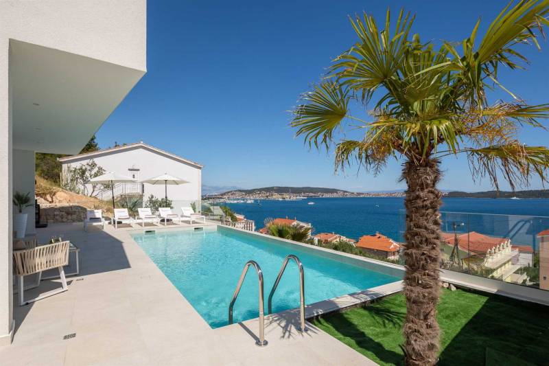 Villa Adria View mit beheiztem Pool I Trogir