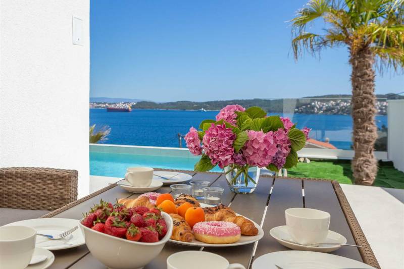 Villa Adria View mit beheiztem Pool I Trogir