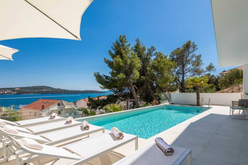 Villa Adria View mit beheiztem Pool I Trogir