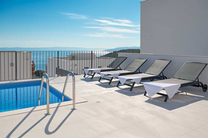 Villa Maxima with Heated Pool Makarska