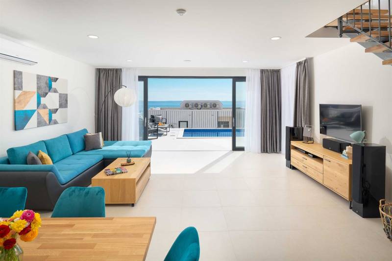 Villa Maxima with Heated Pool Makarska