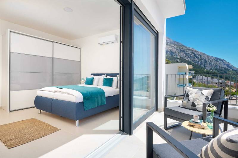 Villa Maxima with Heated Pool Makarska