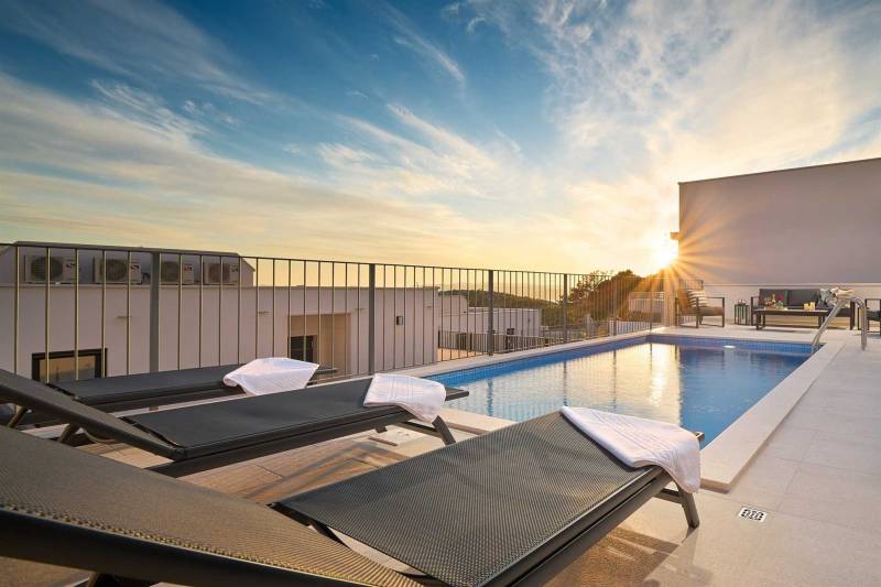 Villa Maxima with Heated Pool Makarska