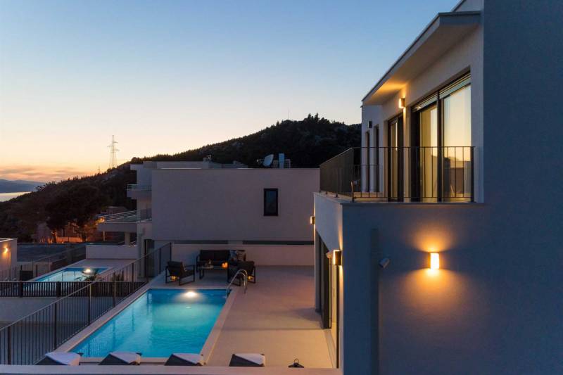 Villa Maxima with Heated Pool Makarska